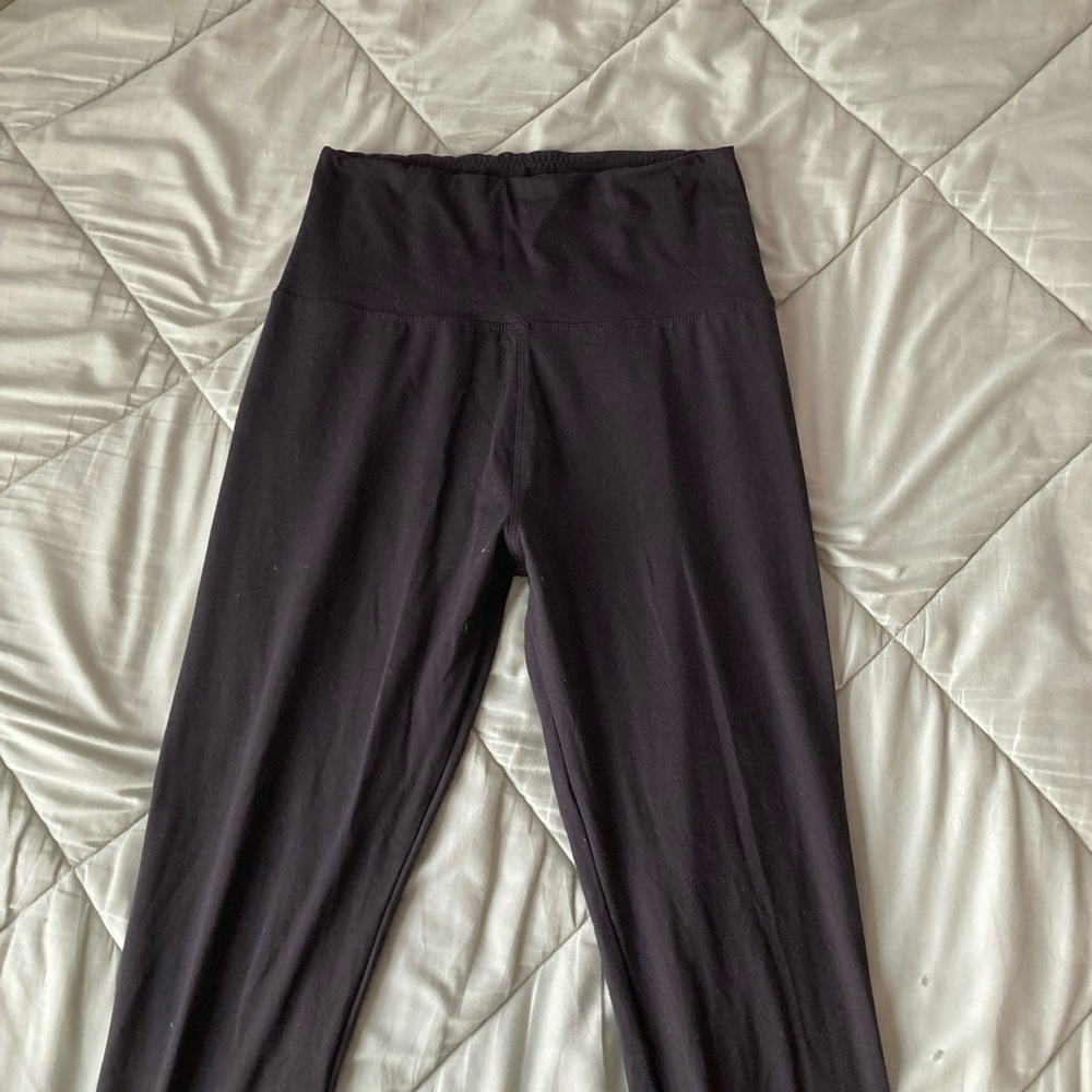 Black leggings
